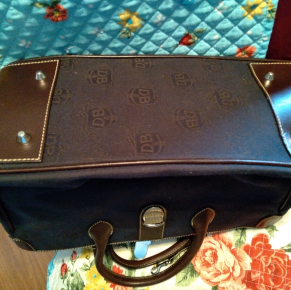 Purse - Picture 2 of 5